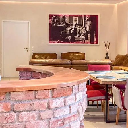 Albrecht Apartment