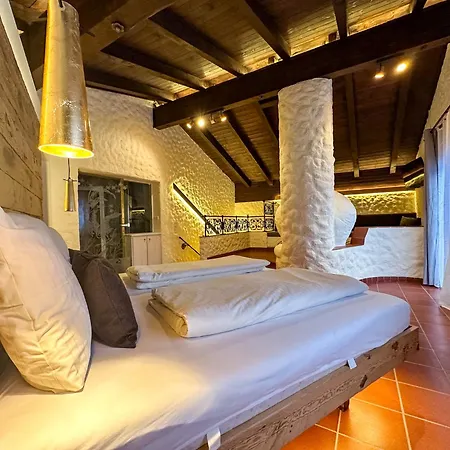 Albrecht Apartment